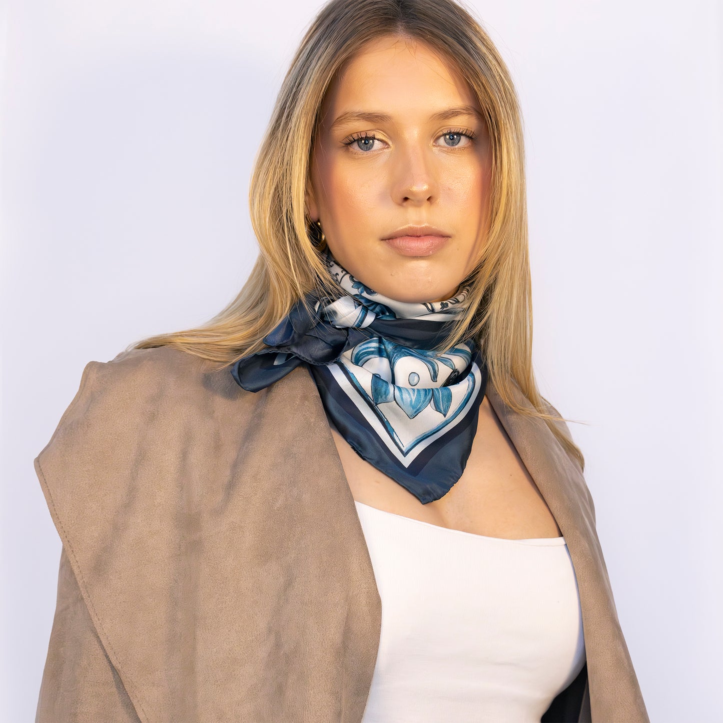 Tuch 70 Blau Majolika - Midi Seidentwill