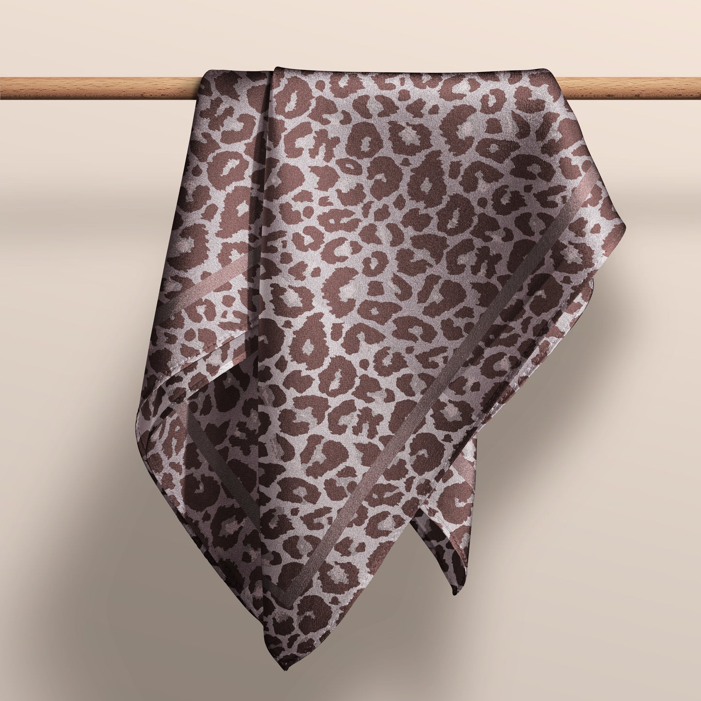 Tuch 70 Leopard Savannah - Midi Seidenschal