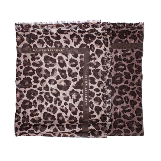 Taupefarbenes Savannah Leopard Seiden-Wolltuch zum Rechteck gefaltet, Schriftzug sichtbar